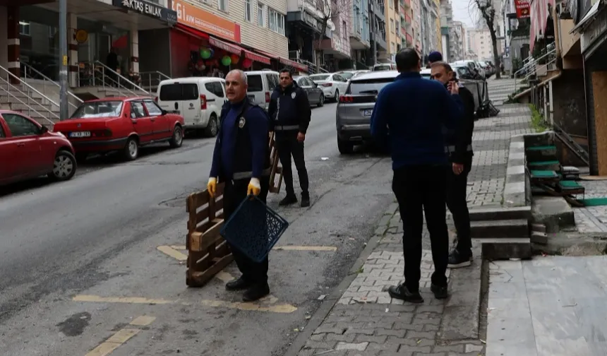 İstanbul Maltepe'deki işgallere zabıta müdahalesi sürüyor