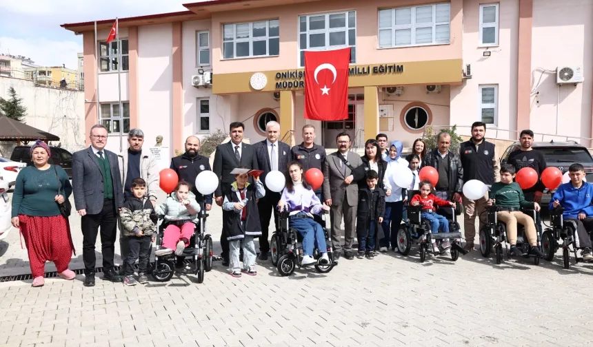 Kahramanmaraş'ta hayırsever polis memurundan özel öğrencilere anlamlı destek