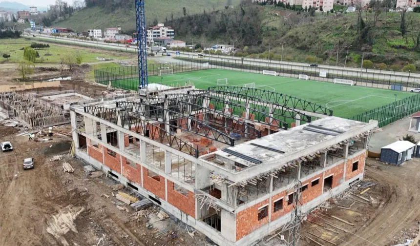 Ordu'da Eskipazar Spor Kompleksi inşaatı sürüyor