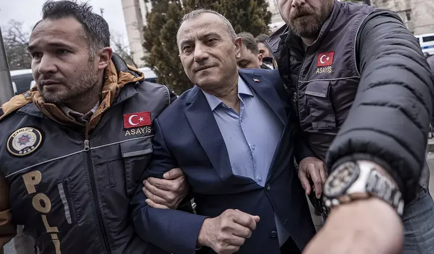 “Bir tek ‘insanlık’ verilmemiş, ‘ahlak’ verilmemiş, ‘devlet adamlığı vasfı’ verilmemiş!”