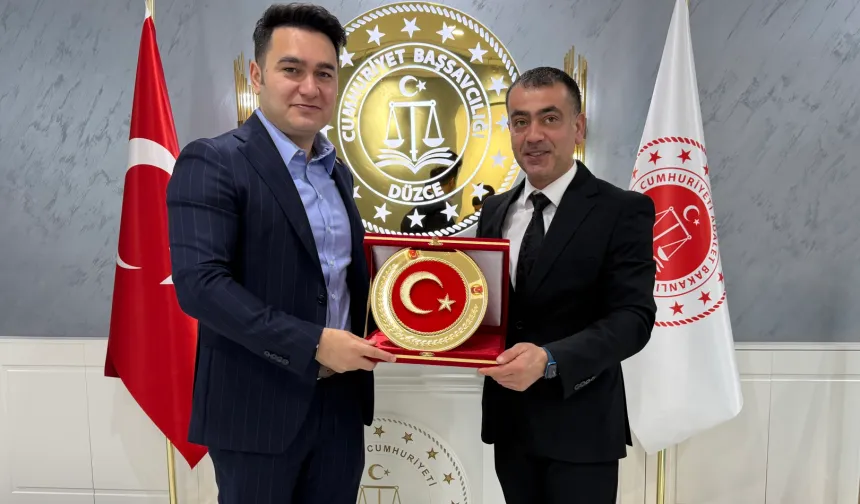 Düzce'de gazetecilerden Başsavcı Emre'ye ziyaret