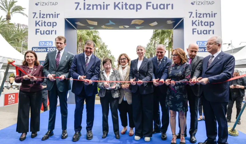 İZKİTAP, kapılarını açtı