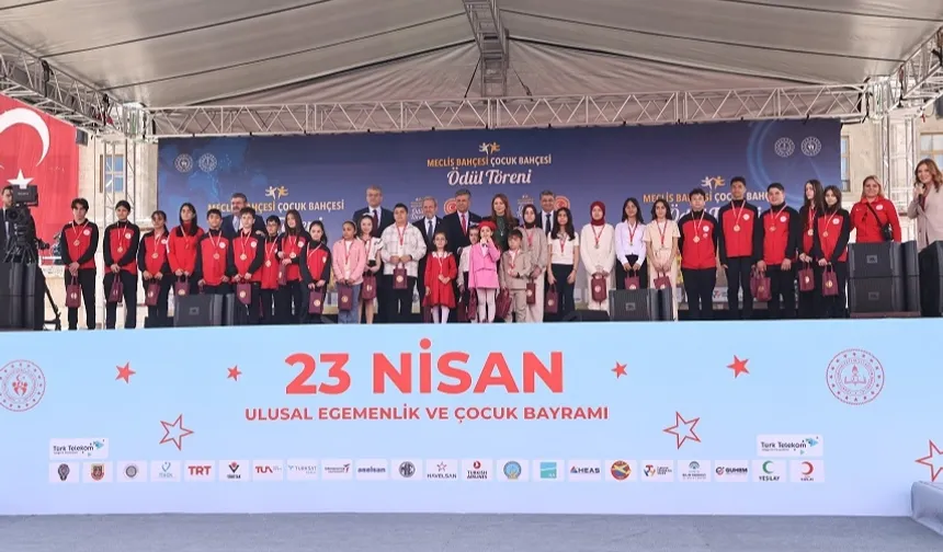 Meclis Bahçesi çocuklarla şenlendi
