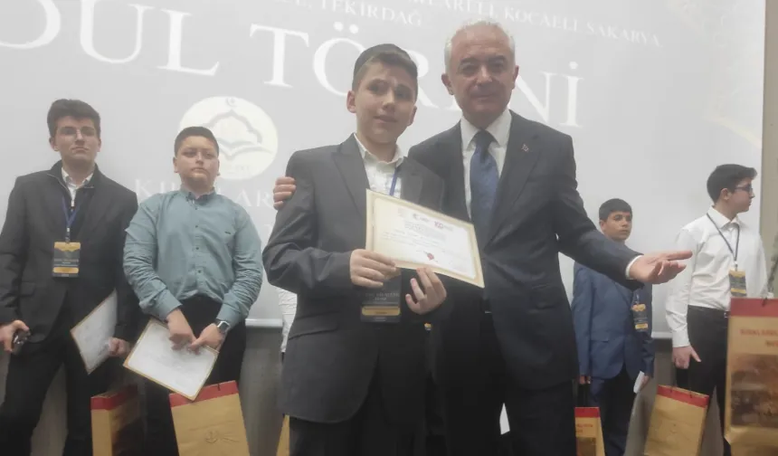 Sakarya'dan 'Genç Bilaller Ezan Okuma Yarışması'nda büyük başarı
