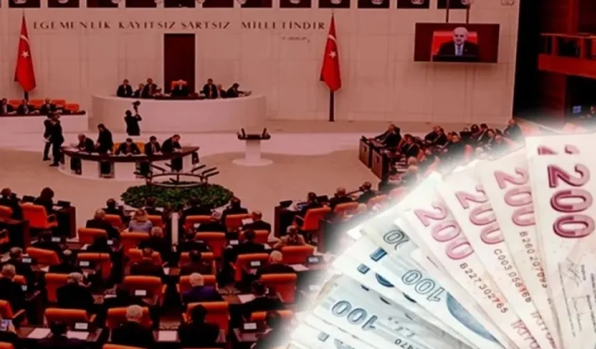 17 milyon emekliyi ilgilendiriyordu! AKP ve MHP reddetti