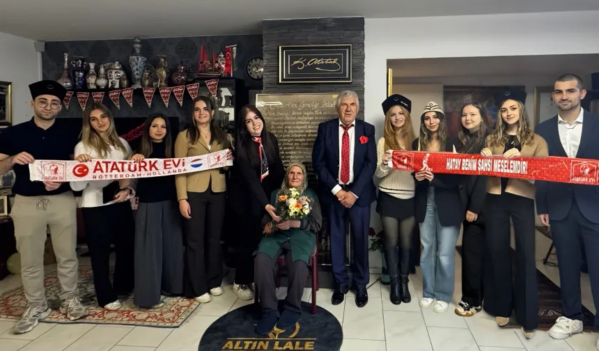 Hayırsever iş insanı Yılmaz Ünlü'den Zehra anneye anlamlı ziyaret