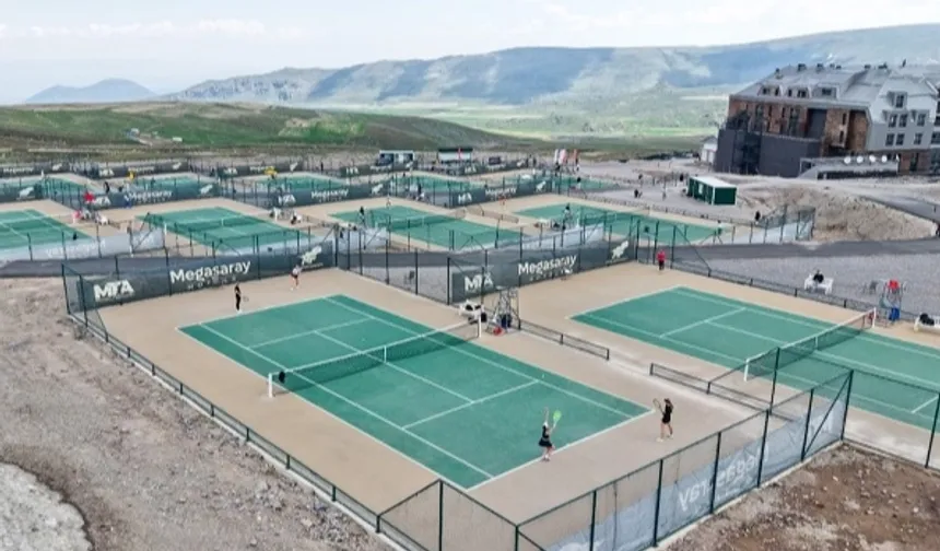 Kayseri Erciyes'te Dünya Tenis Turu heyecanı