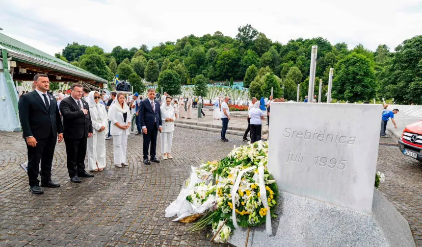 Başkan Tugay Srebrenica Katliamı'nı anma törenlerine katıldı