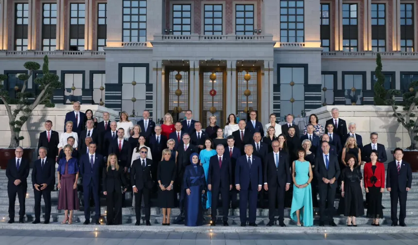 Erdoğan'dan NATO Zirvesi'nde yoğun diplomasi trafiği... Savunma, güvenlik ve bölgesel barış masadaydı