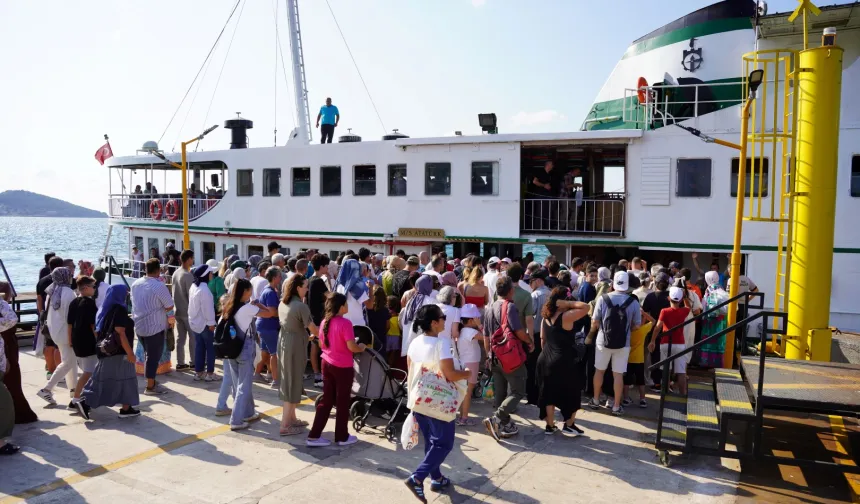 Büyükada seferleri yazın gözdesi oldu