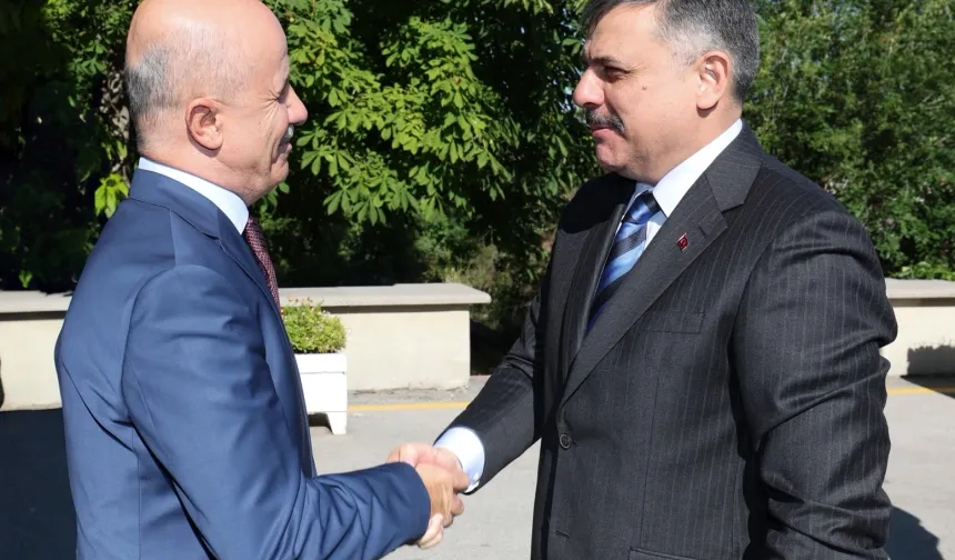 İçişleri Bakanı Çiftçi'den YÖK ziyareti