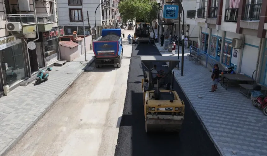 Manisa Soma'da Turgutalp Mahallesi ilk kez sıcak asfaltla buluşuyor
