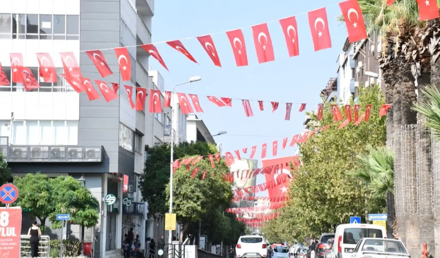 Manisa'nın Kurtuluş coşkusu ilçelere yayılacak