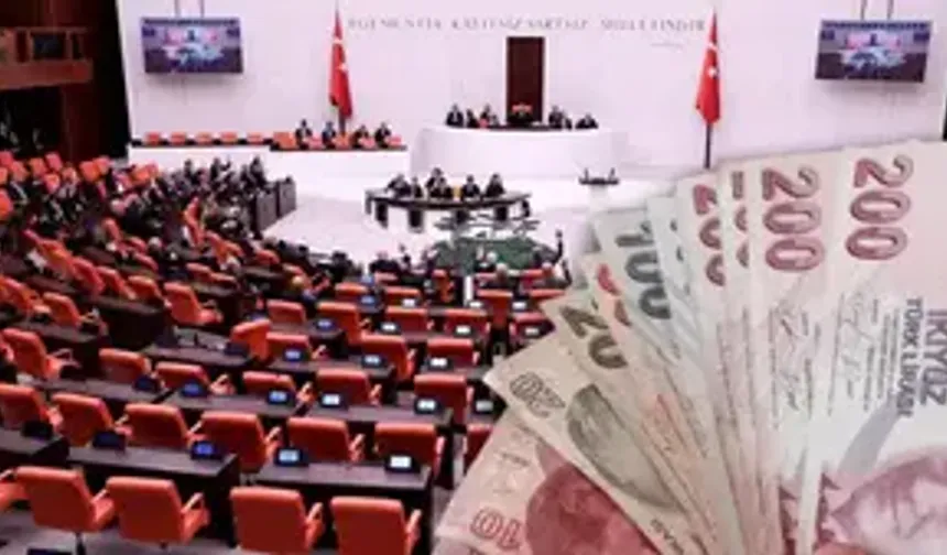 Emekli maaşları için yeni teklif: En düşük aylık asgari ücrete bağlanacak